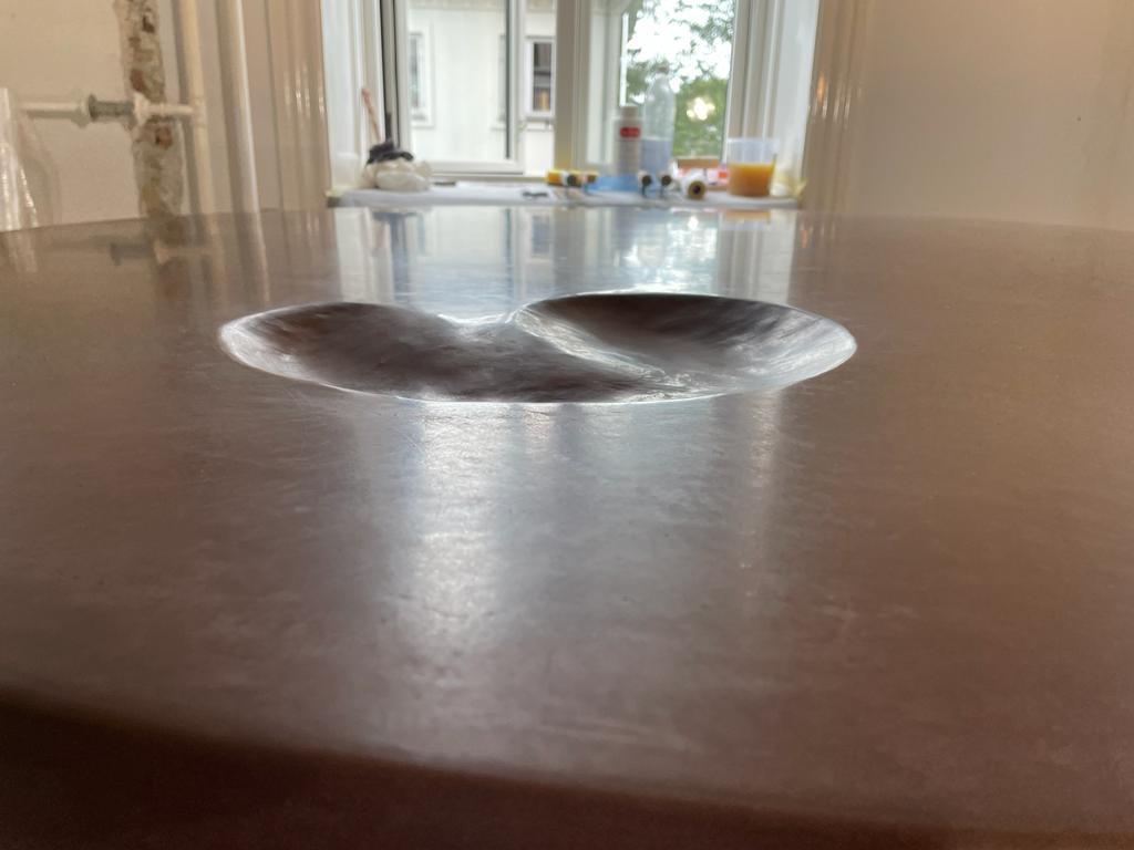 tavolino design tadelakt marrone
