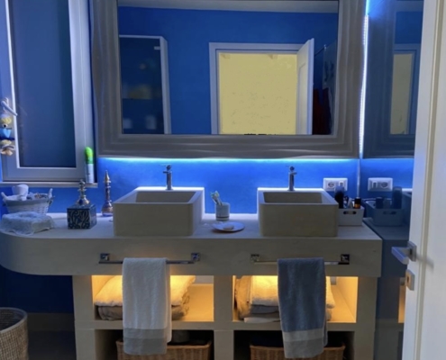 Bagno in Tadelakt Blu sardegna