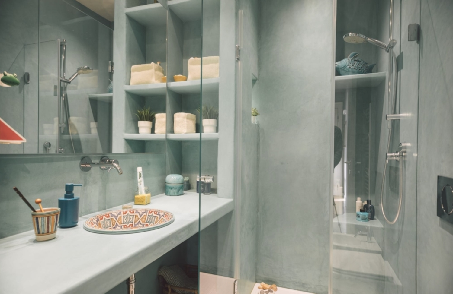 Bagno in Tadelakt celeste