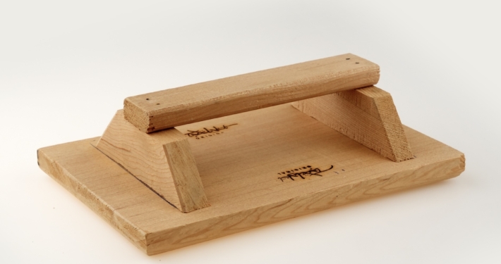 Il Frattazzo in Legno di Cedro originale