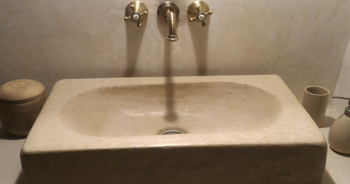 Lavandino in Tadelakt naturale