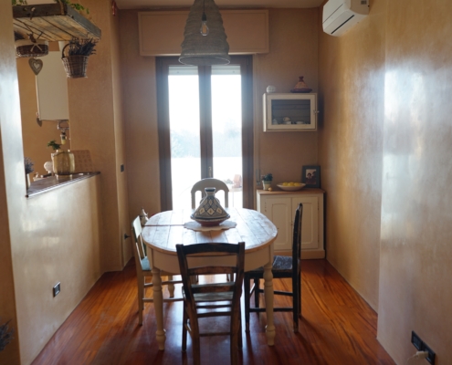 Tadelakt tradizionale nel soggiorno