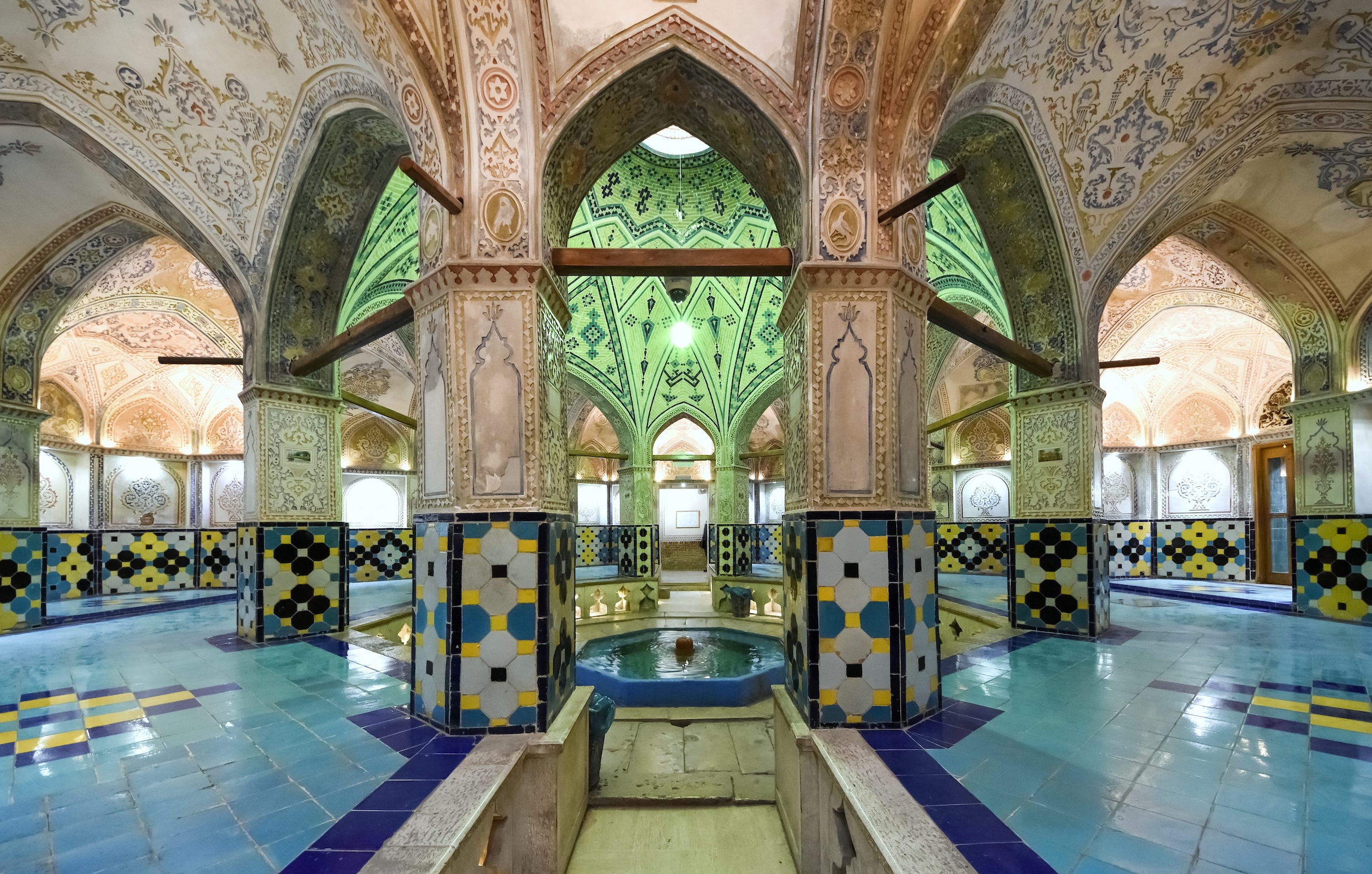 l’Hammam-e Vakil, in Iran